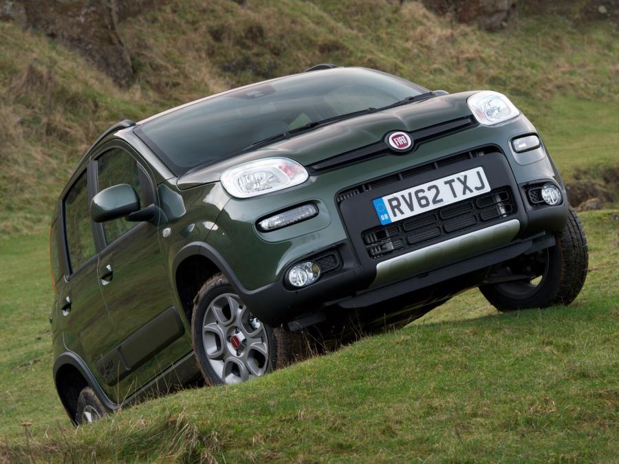  Fiat Panda 4x4 2013 года  (UK) (фото 11 из 16)